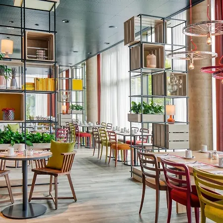 Ξενοδοχείο Intercityhotel