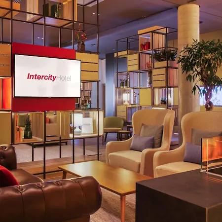 ホテル Intercityhotel